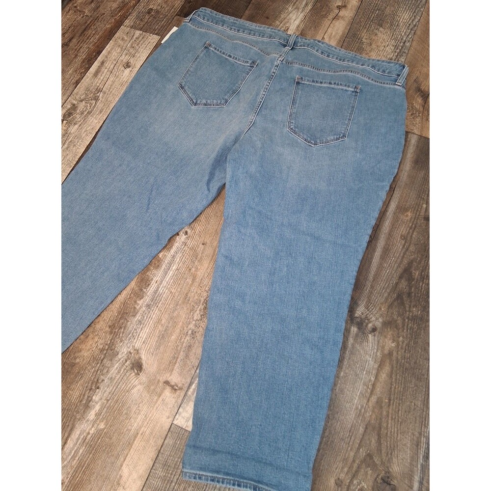 NEW! Old Navy "Jerry" Mid-Rise Boyfriend Jeans Light Wash Denim 22 Plus Short - Picture 6 of 10